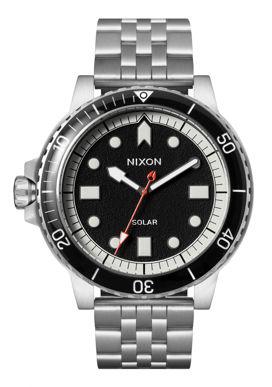 NIXON　ブラスター Amazon.co.jp: [NIXON] ニクソン STAR WARS DARTH VADERTHE 51