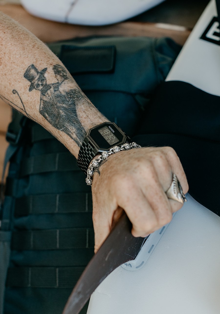 Nixon rerun black hotsell