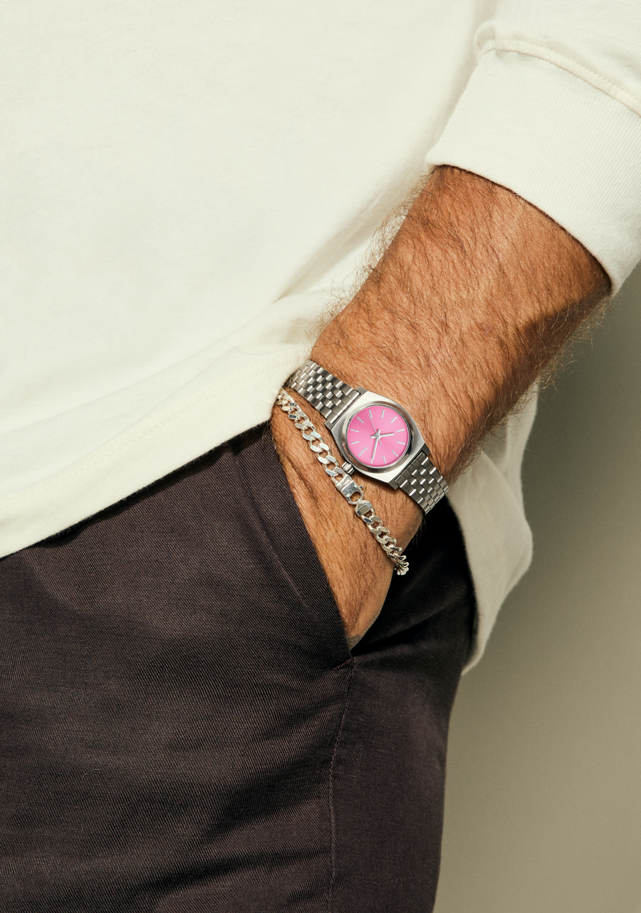 Nixon Watches Men's Watch Size Small Wrists Small Time Teller